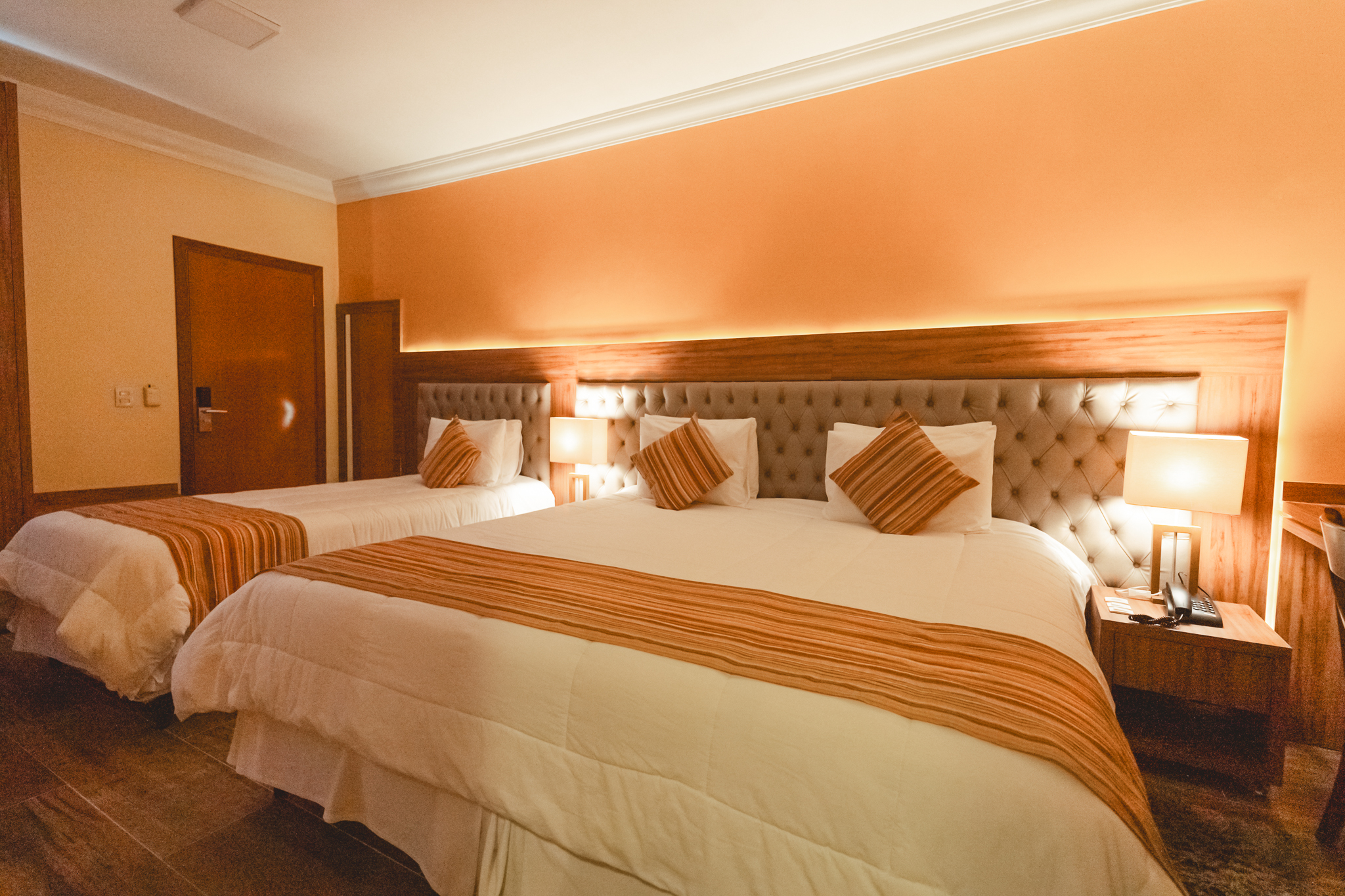 Quarto triple do Hotel Alles Blau